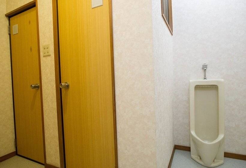 חדר סטנדרט חדר אמבטיה משותף, A Yard