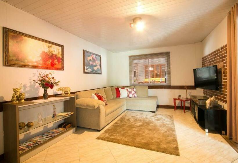 Апартаменты 2 Спальни, Natalina Pousada & Restaurante