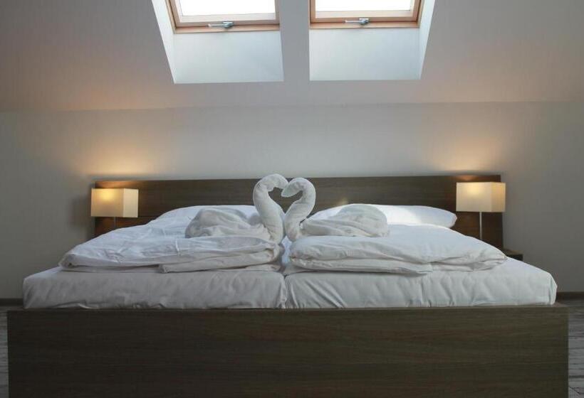 디럭스 스위트, Penzion Bowten