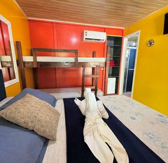Quarto Quádruplo Estandar, Pousada & Camping Tubarão