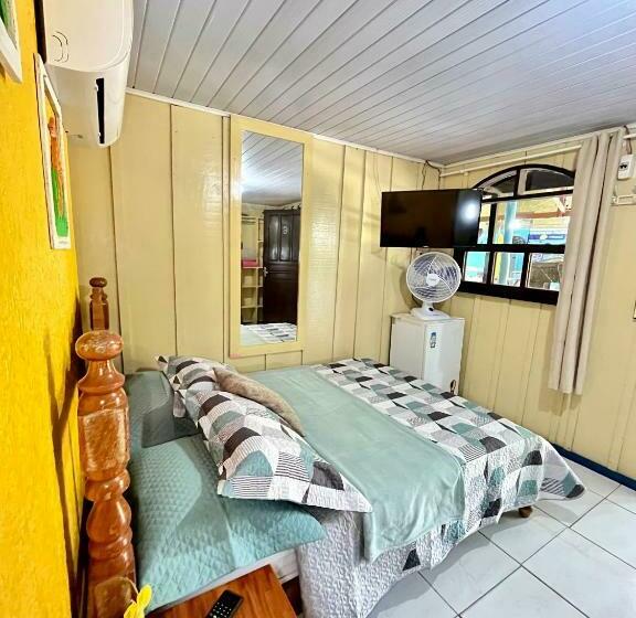Quarto Quádruplo Estandar, Pousada & Camping Tubarão