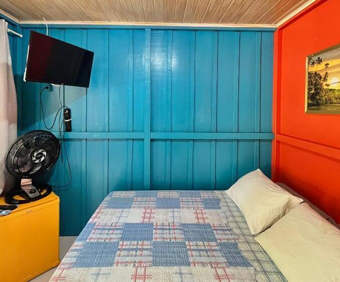 Quarto Estandar Banheiro Compartilhado, Pousada & Camping Tubarão