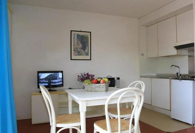 スタンダードスタジオ, Residence Bouganville