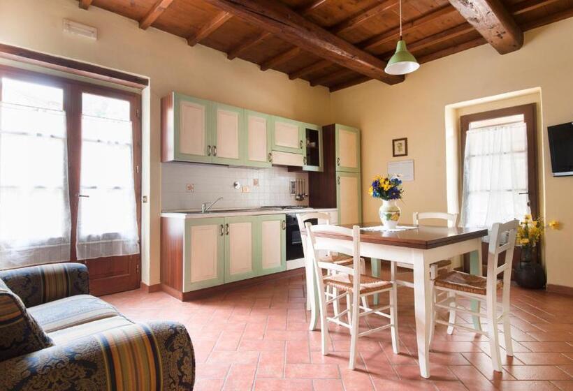 آپارتمان 1 خوابه با تراس, Agriturismo Le Buche Di Viesca