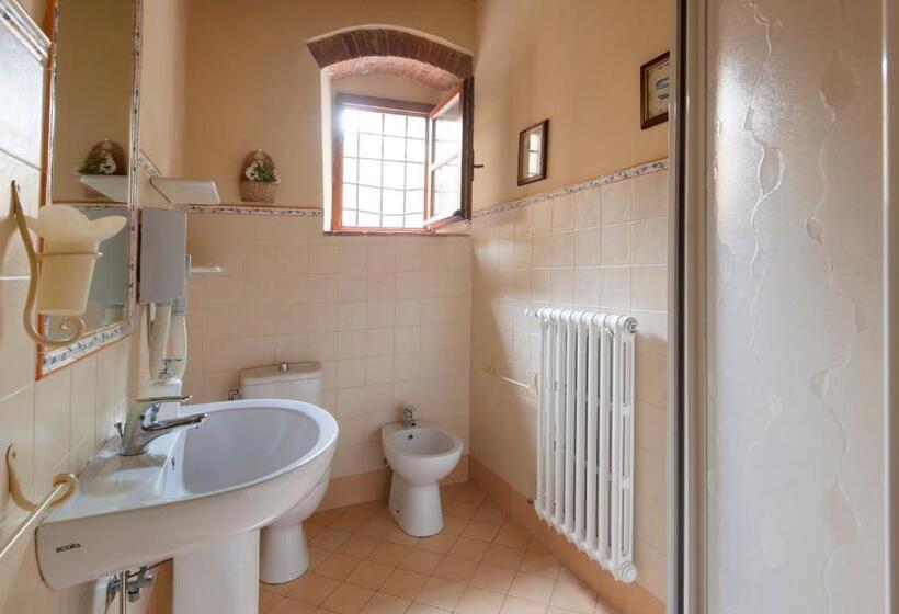 آپارتمان 1 خوابه با تراس, Agriturismo Le Buche Di Viesca