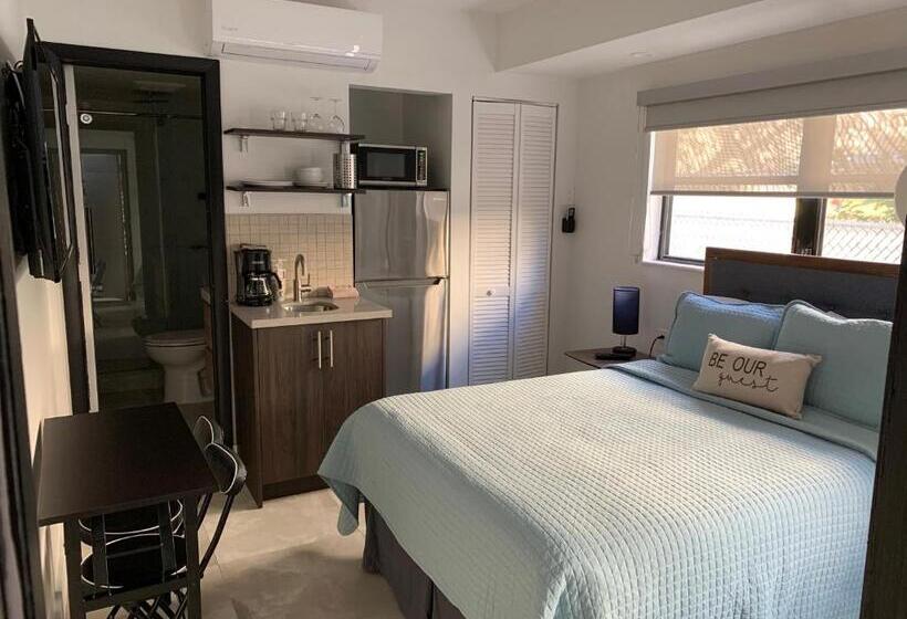 חדר דלוקס יחיד, Ocean Villas Of Deerfield
