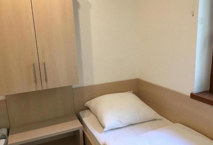 침실 2개 아파트, Apartman Diófa