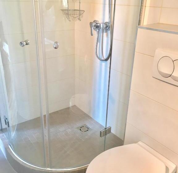 Апартаменты 1 Спальня с Балконом, Apartman Diófa