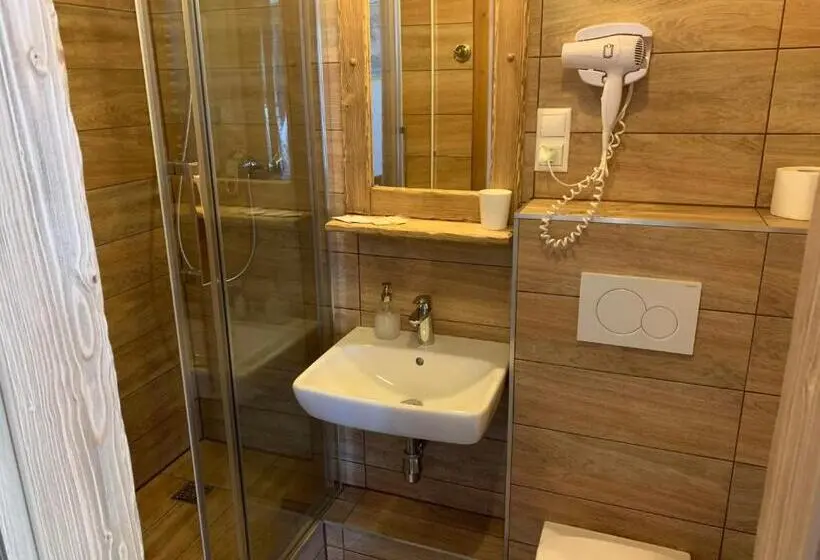 استودیوی استاندارد, Apartmany Moravienka