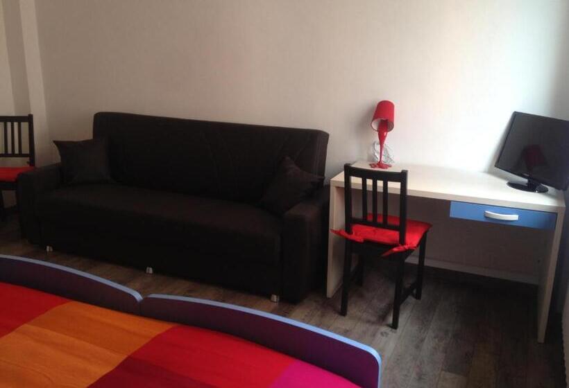 اتاق استاندارد با سرویس بهداشتی مشترک, Grandi Cime Guest House