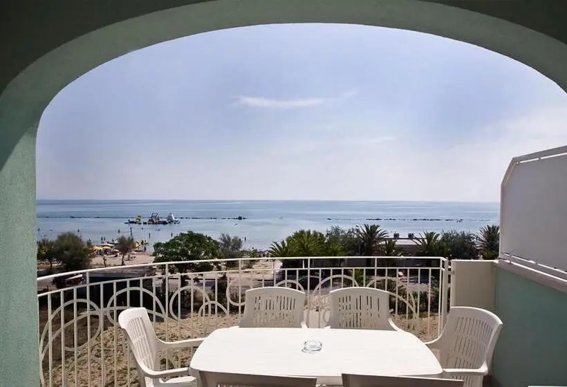 آپارتمان 1 خوابه با چشم‌انداز دریا, Residence Blumare