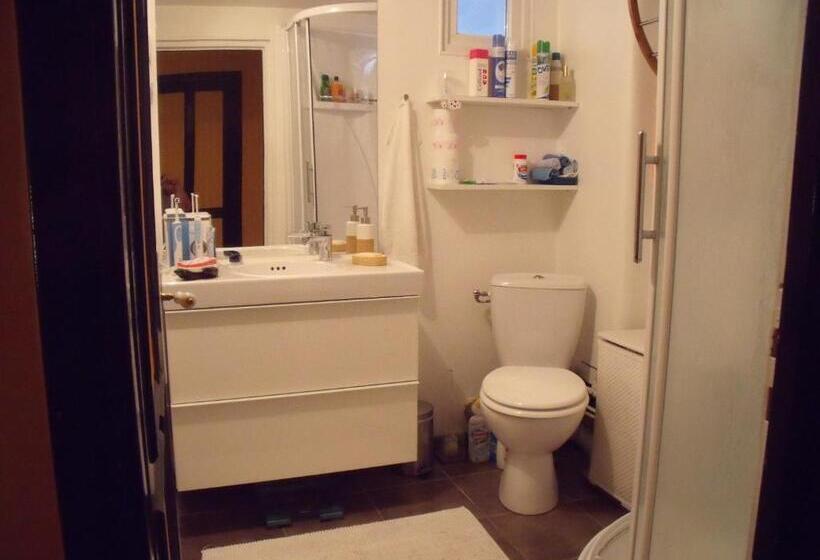 バス共有のスタンダードルーム, Chambres D'hôtes Olry