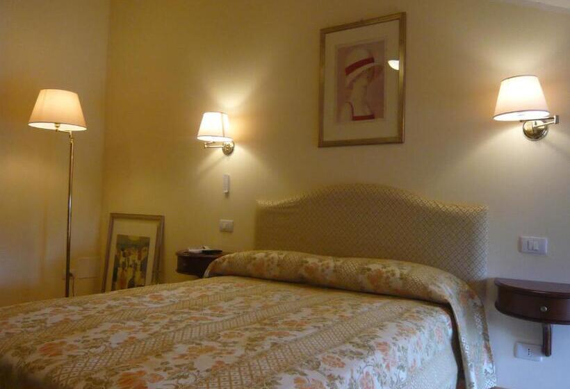 スタンダードスタジオ, Relais Villa Selle