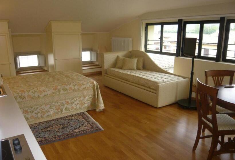 수피리어 스튜디오, Relais Villa Selle