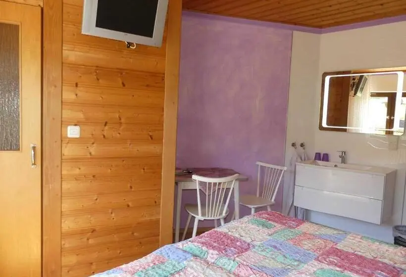 スタンダードルーム, Pension Holzerstube
