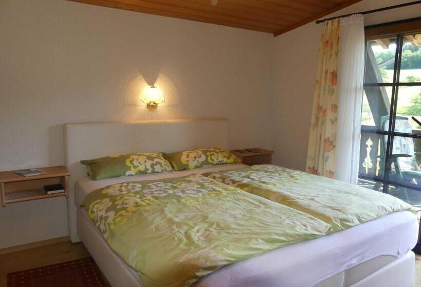 标准间带阳台, Pension Holzerstube