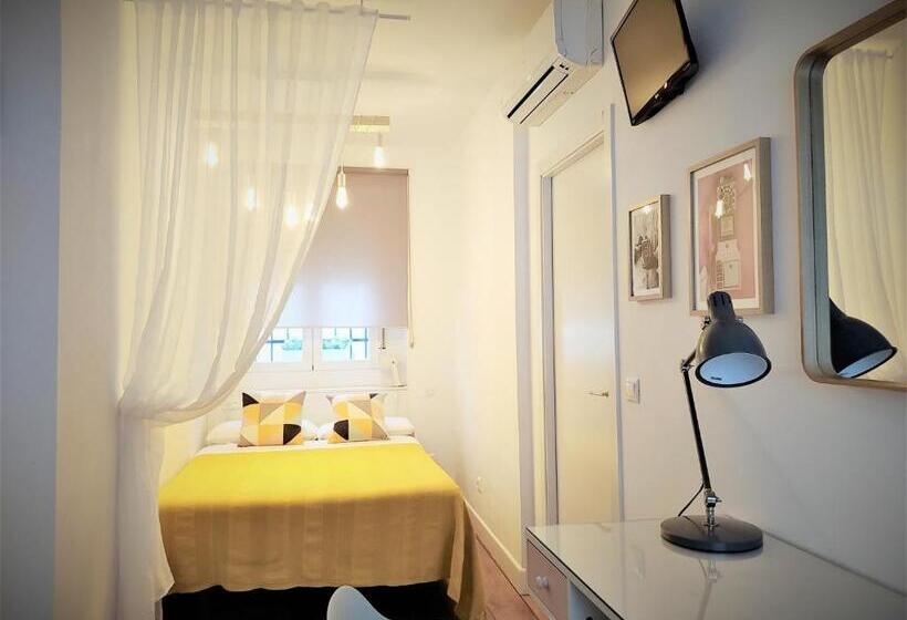 이코노미 룸, Smile & Co Hostal Boutique