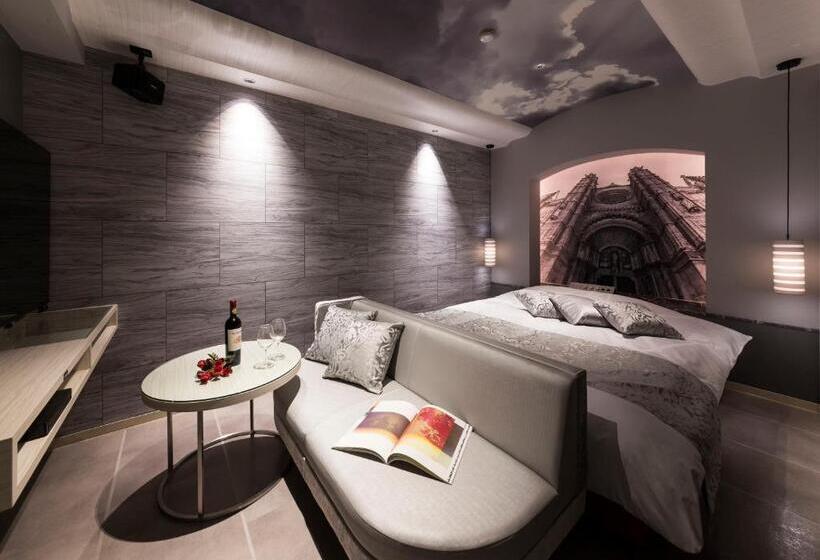 标准间, Fine Into The Premlum