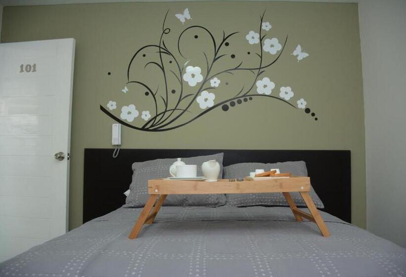 اتاق لوکس, Villa Santa