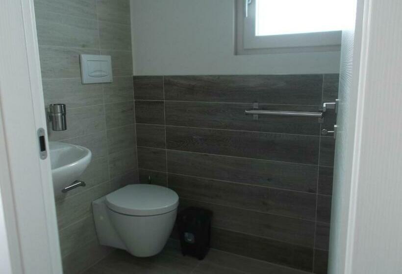 اتاق استاندارد, Affittacamere Nemo