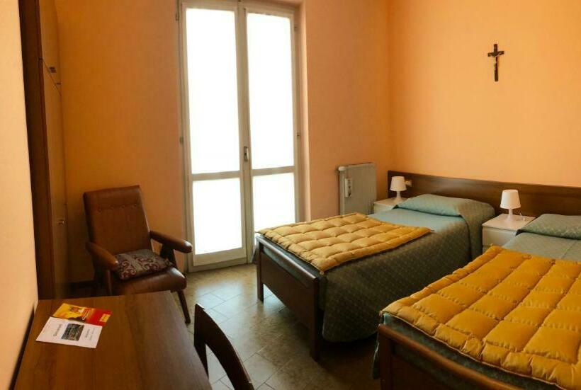 スタンダードルーム, Centro Di Spiritualità Maria Candida