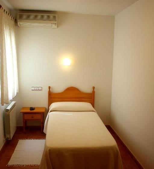 スタンダードシングルルーム, Hostal La Granja