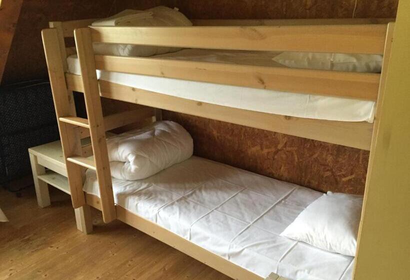 اتاق استاندارد چهار تخته, Sammuli Holiday Village