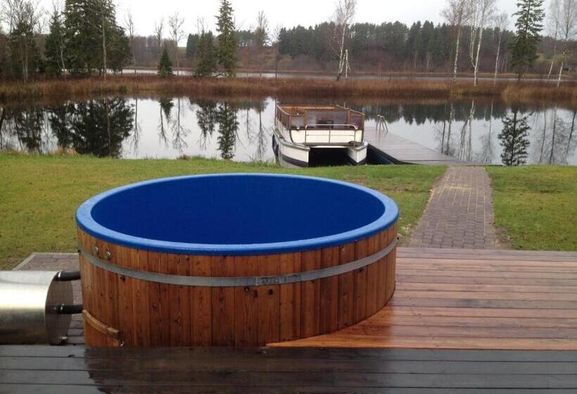 خانه 1 خوابه, Sammuli Holiday Village