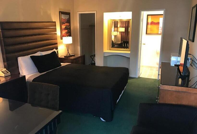 Номер Стандарт, Discovery Inn