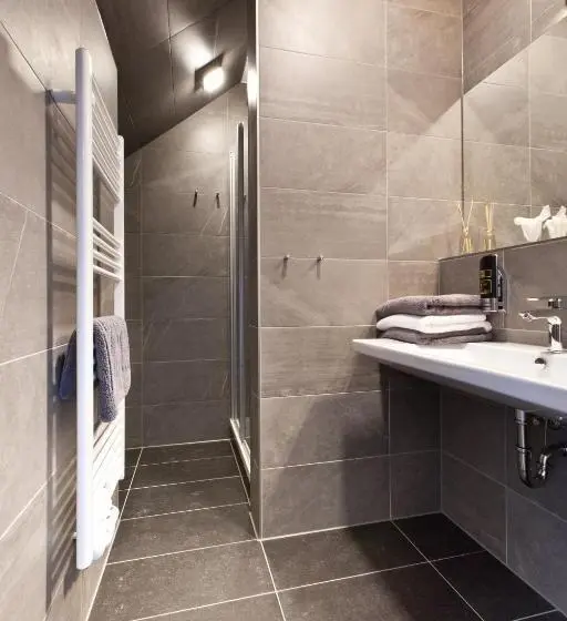 Standard Triple Room, Café Pension Steffen