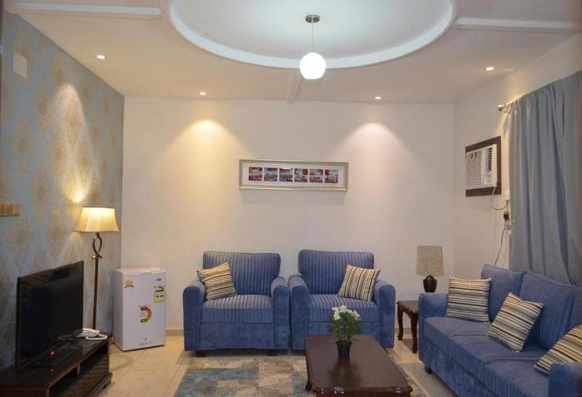 آپارتمان 1 خوابه, Holiday Season