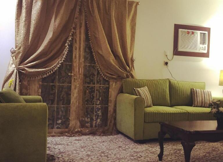 آپارتمان لوکس 1 خوابه, Holiday Season