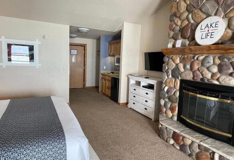 스탠다드 룸 킹사이즈 침대, Quarterdeck Resort