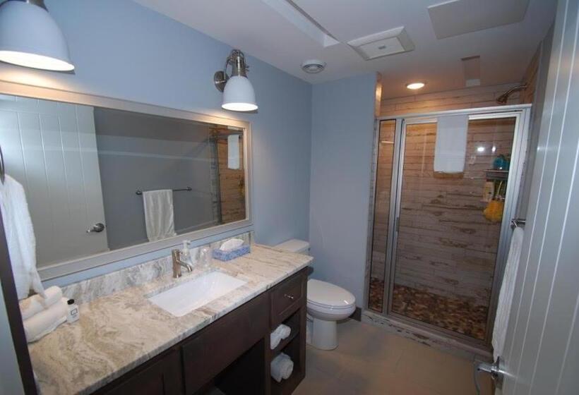 프리미엄 스위트, Quarterdeck Resort