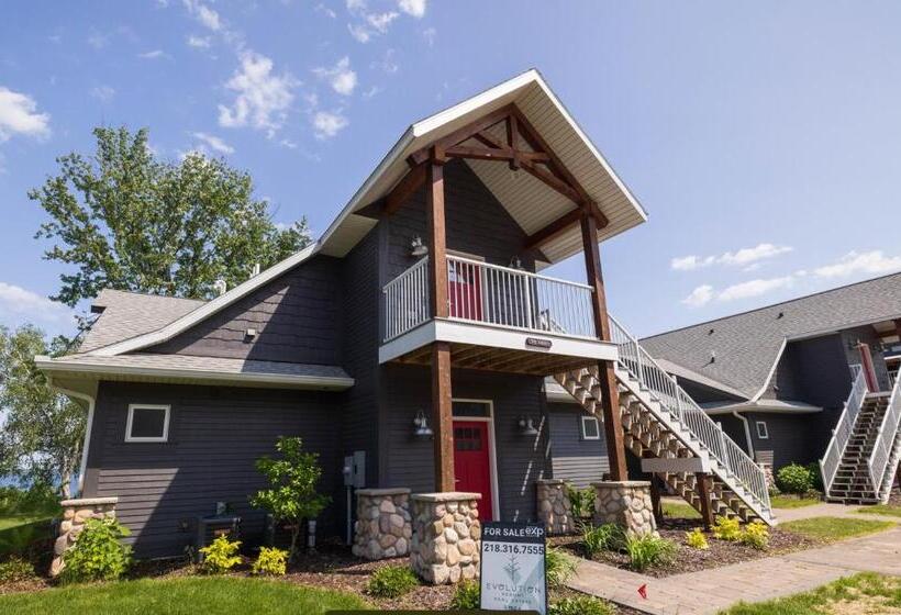 침실 2개 아파트, Quarterdeck Resort