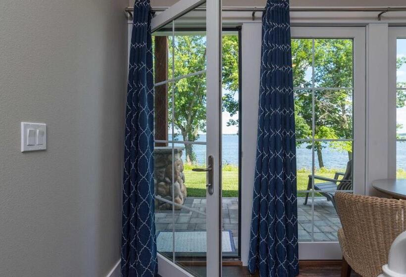 침실 2개 아파트, Quarterdeck Resort