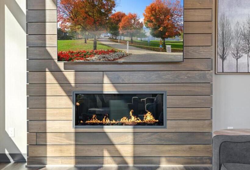 오두막, Quarterdeck Resort