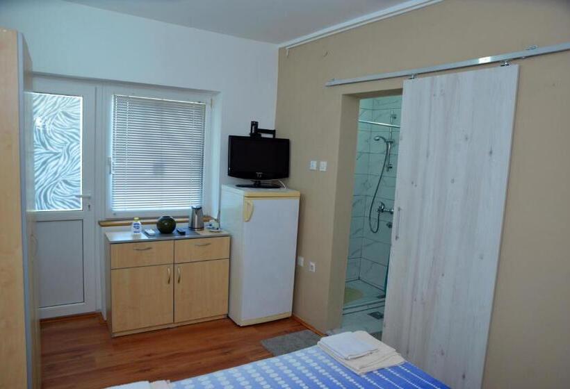 标准间, Rooms Petrovic