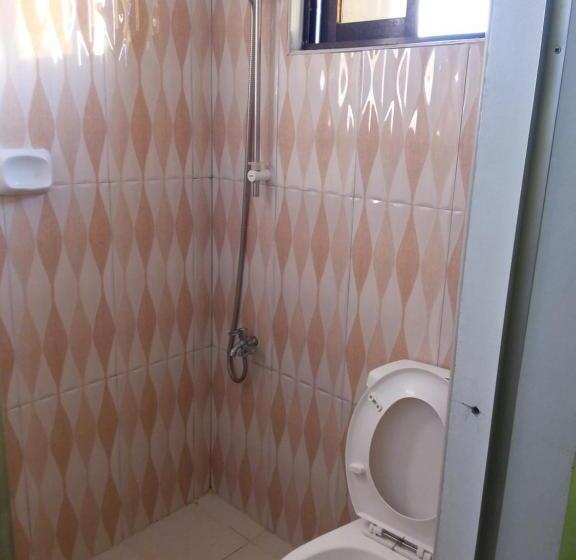 اتاق استاندارد, Pete's Inn