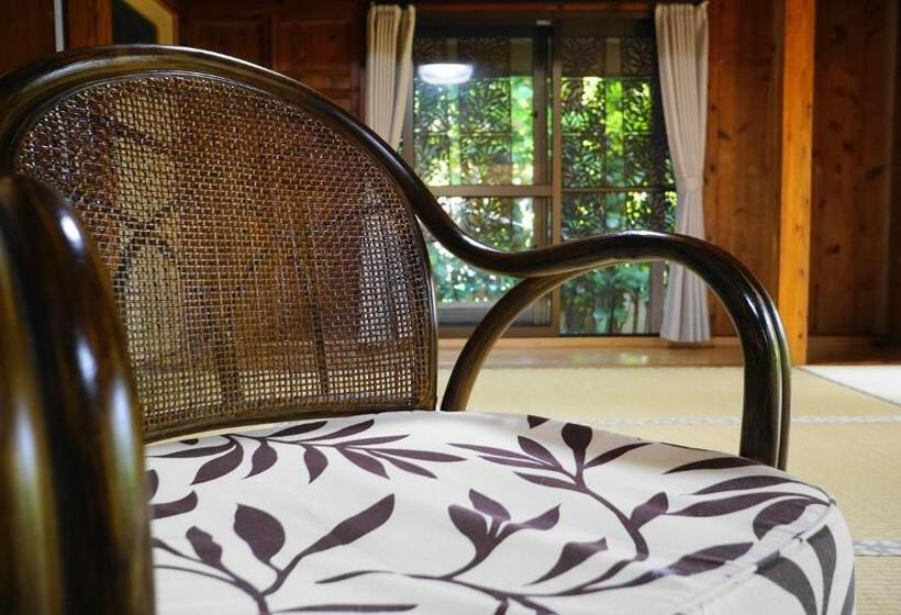 패밀리 룸, Mannaya Seven Hotels And Resorts