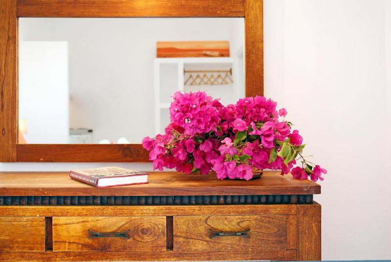 Номер Superior, Liberty Theatre