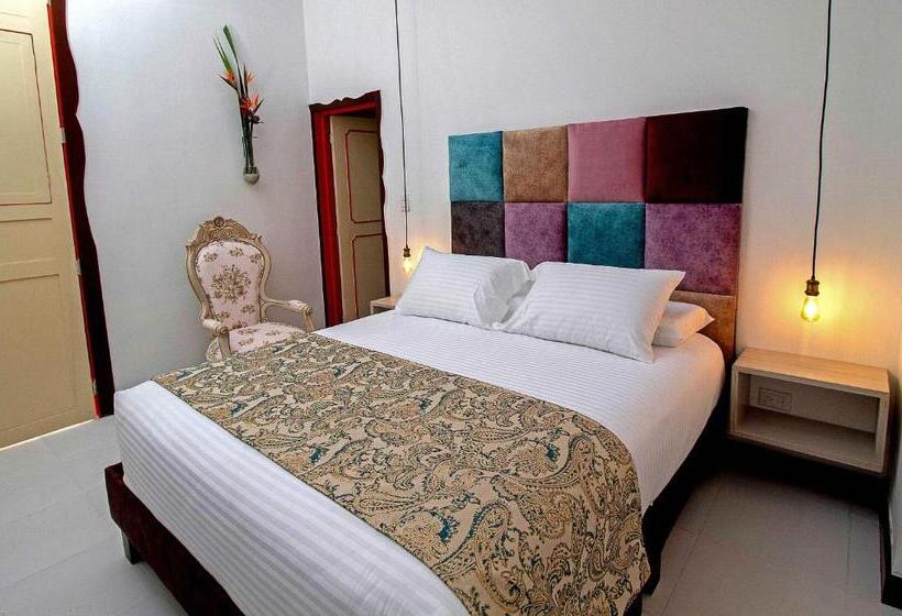 اتاق لوکس, Terra Tacuara