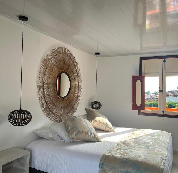 Deluxe Suite King Bed, Terra Tacuara