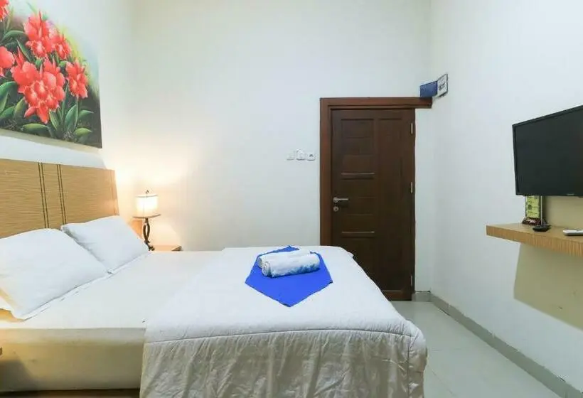 Standard Room, Labuana Homestay & Cafe Garden