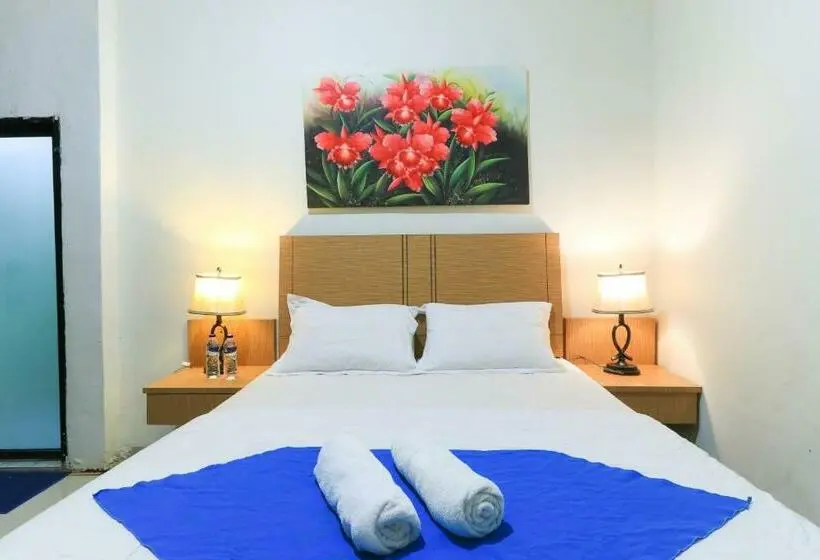 Standard Room, Labuana Homestay & Cafe Garden
