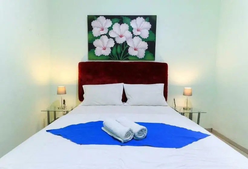Standard Room, Labuana Homestay & Cafe Garden