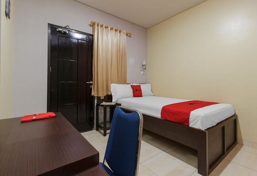 스탠다드 룸, Reddoorz Plus Near Pantai Malalayang Manado