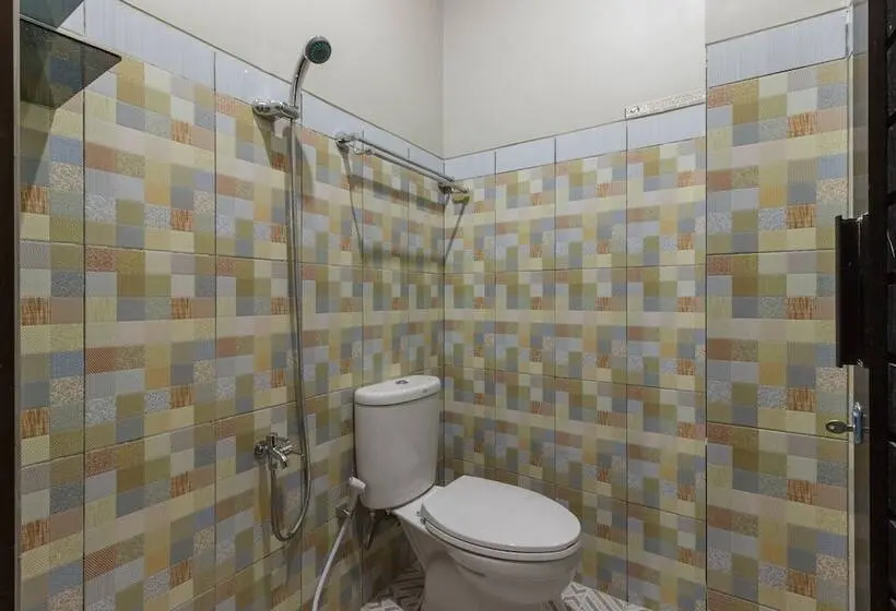 スイート, Reddoorz Plus Near Pantai Malalayang Manado