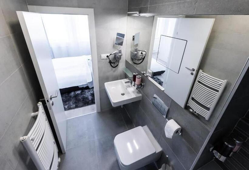 Standard Szoba, More Than Accommodation