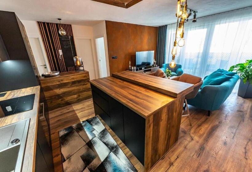 1 Szobás Apartman Erkéllyel, More Than Accommodation